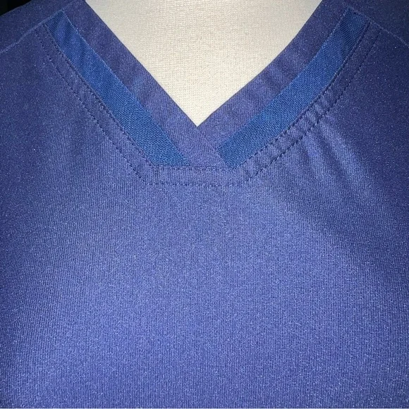 Form by Cherokee Women’s Navy Blue Scrub Set – Top & Bottom - Picture 6 of 13